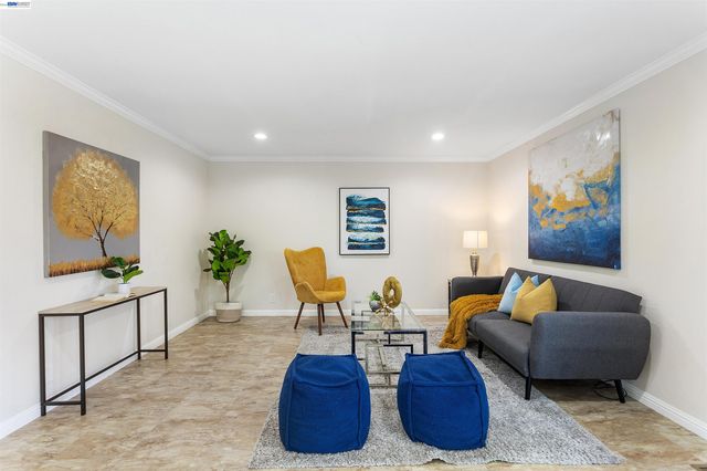 3179 Mackenzie Pl, Fremont, CA 94536