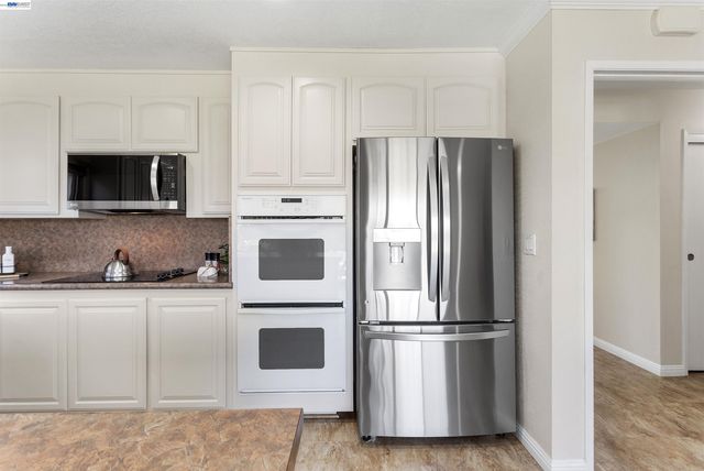 3179 Mackenzie Pl, Fremont, CA 94536