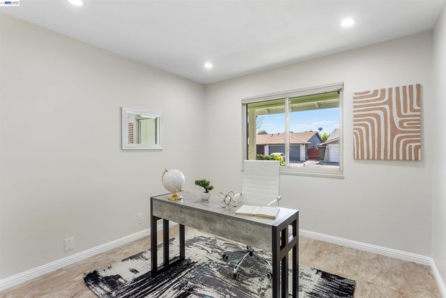 3179 Mackenzie Pl, Fremont, CA 94536