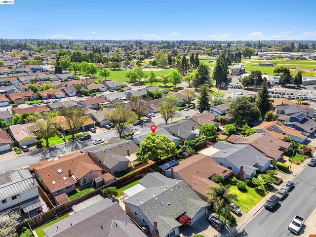 3179 Mackenzie Pl, Fremont, CA 94536