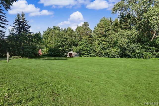 7157 Taylor Road, Boston, NY 14075