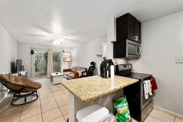 1015 SW 9TH STREET C4, Gainesville, FL 32601