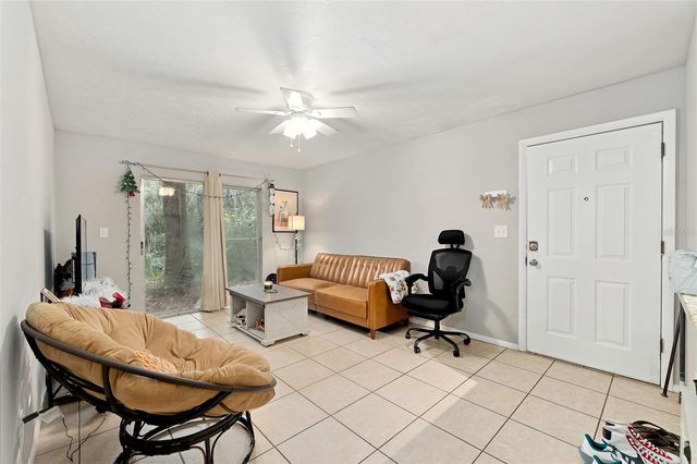 1015 SW 9TH STREET C4, Gainesville, FL 32601