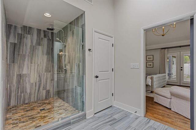 4678 CHICKASAW RD, Memphis, TN 38117