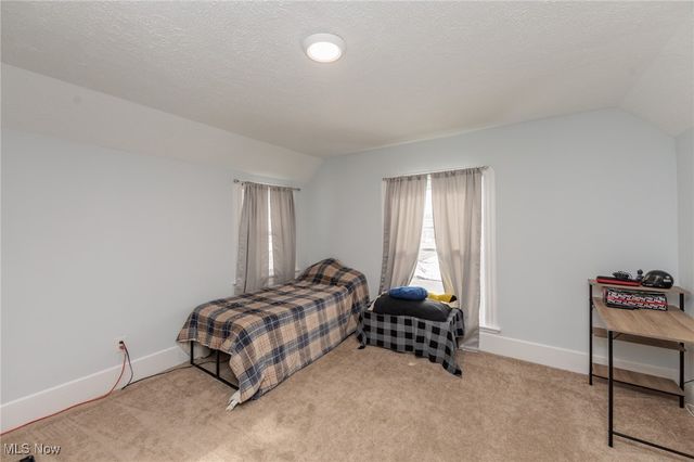 21082 Westwood Drive, Strongsville, OH 44149