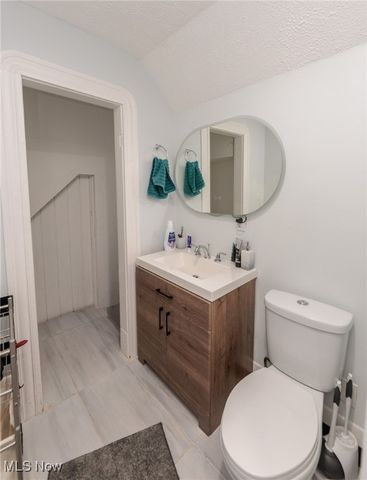 21082 Westwood Drive, Strongsville, OH 44149