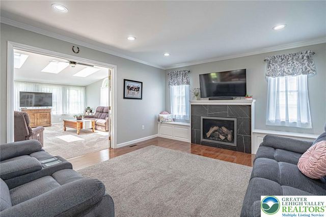 3930 Danberry Drive, Easton, PA 18045