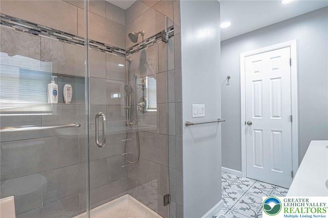 3930 Danberry Drive, Easton, PA 18045
