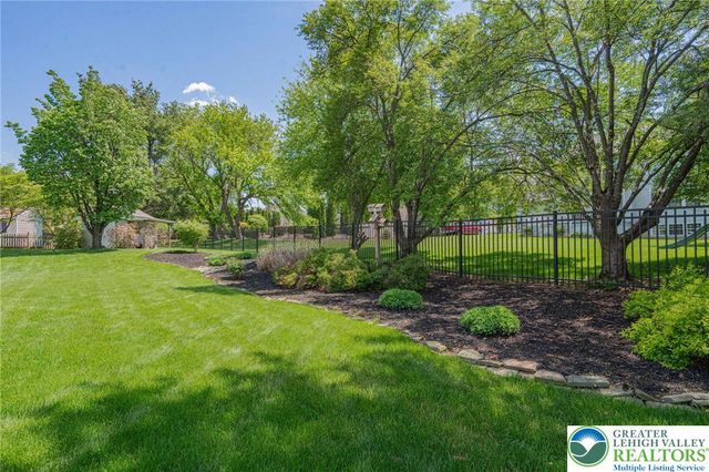 3930 Danberry Drive, Easton, PA 18045
