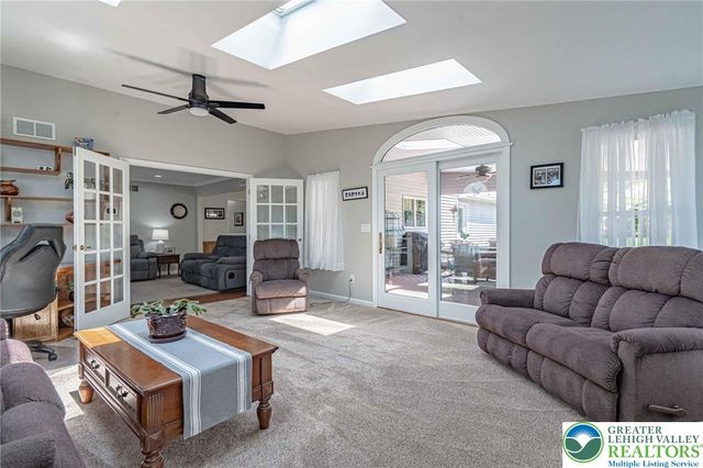 3930 Danberry Drive, Easton, PA 18045