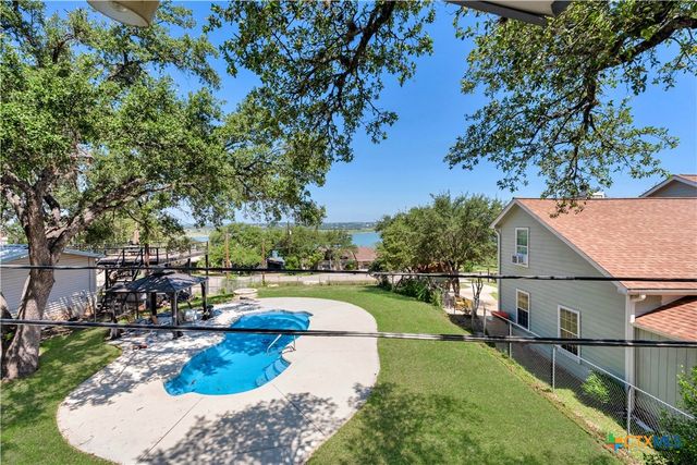 1303 Canyon Edge, Canyon Lake, TX 78133