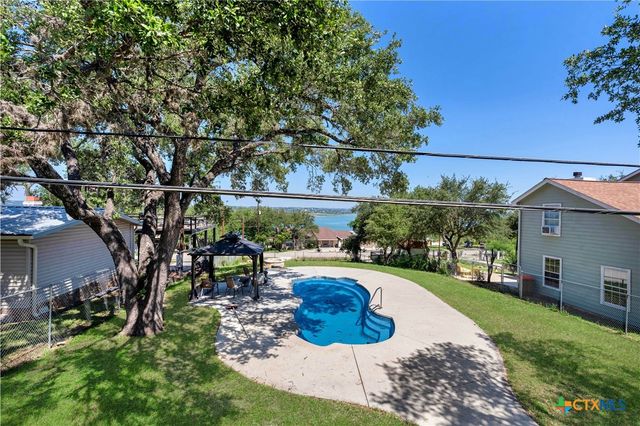 1303 Canyon Edge, Canyon Lake, TX 78133