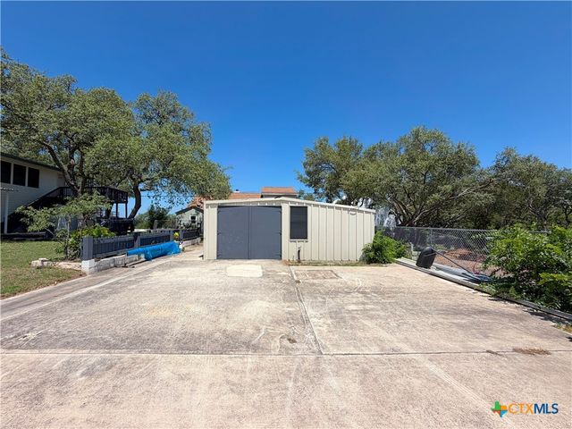 1303 Canyon Edge, Canyon Lake, TX 78133