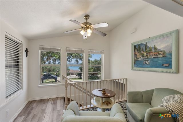 1303 Canyon Edge, Canyon Lake, TX 78133