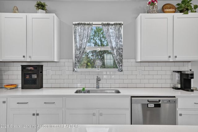 4493 Sunset Drive, Potterville, MI 48876