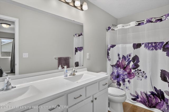4493 Sunset Drive, Potterville, MI 48876