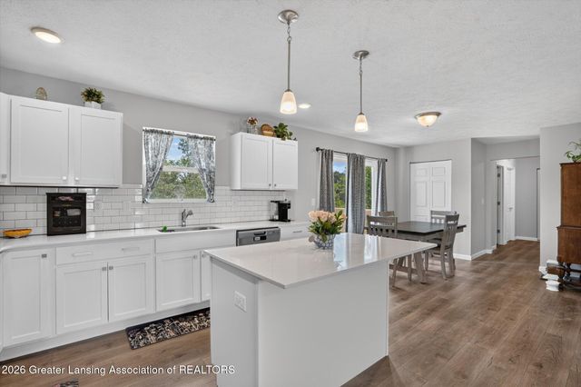 4493 Sunset Drive, Potterville, MI 48876