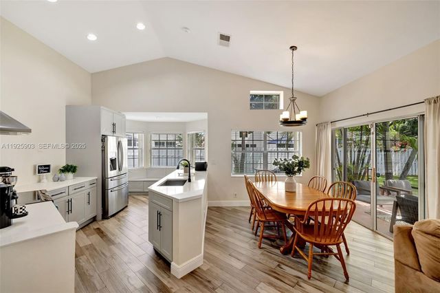 396 Bedford Ave, Weston, FL 33326