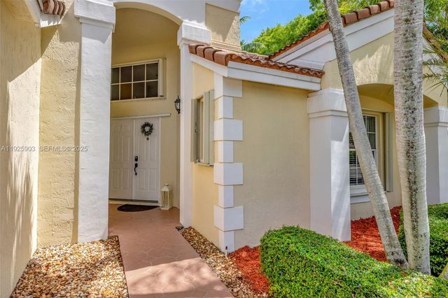 396 Bedford Ave, Weston, FL 33326