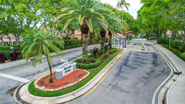 396 Bedford Ave, Weston, FL 33326