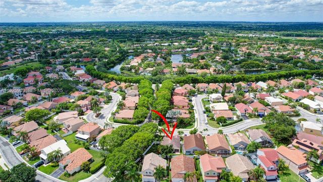396 Bedford Ave, Weston, FL 33326