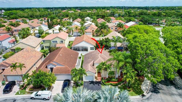 396 Bedford Ave, Weston, FL 33326