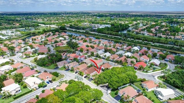 396 Bedford Ave, Weston, FL 33326