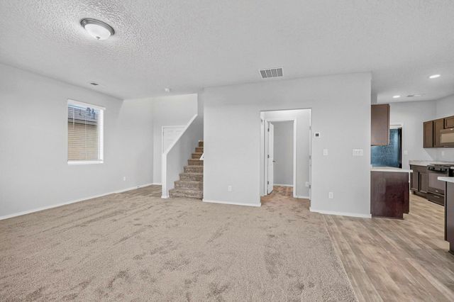 23 Hermanos Loop, Los Lunas, NM 87031