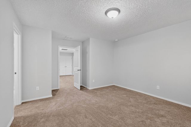 23 Hermanos Loop, Los Lunas, NM 87031
