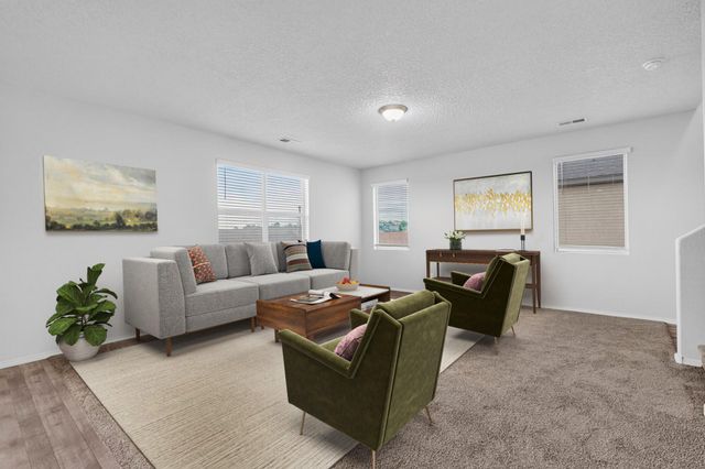 23 Hermanos Loop, Los Lunas, NM 87031