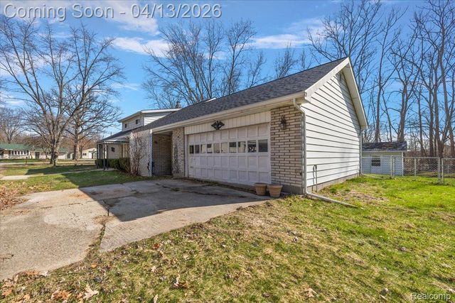 4705 Ketchum Road, St. Clair Township, MI 48079