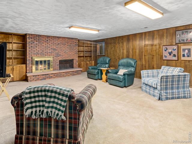 309 Glenview Court, Longmont, CO 80504