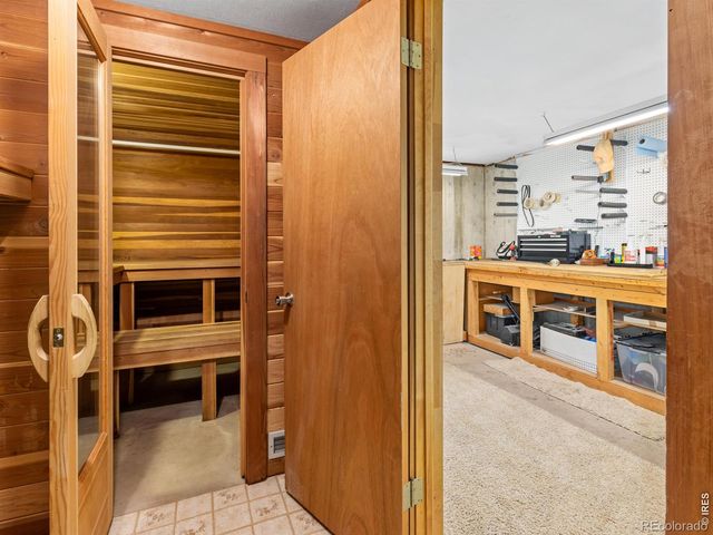 309 Glenview Court, Longmont, CO 80504