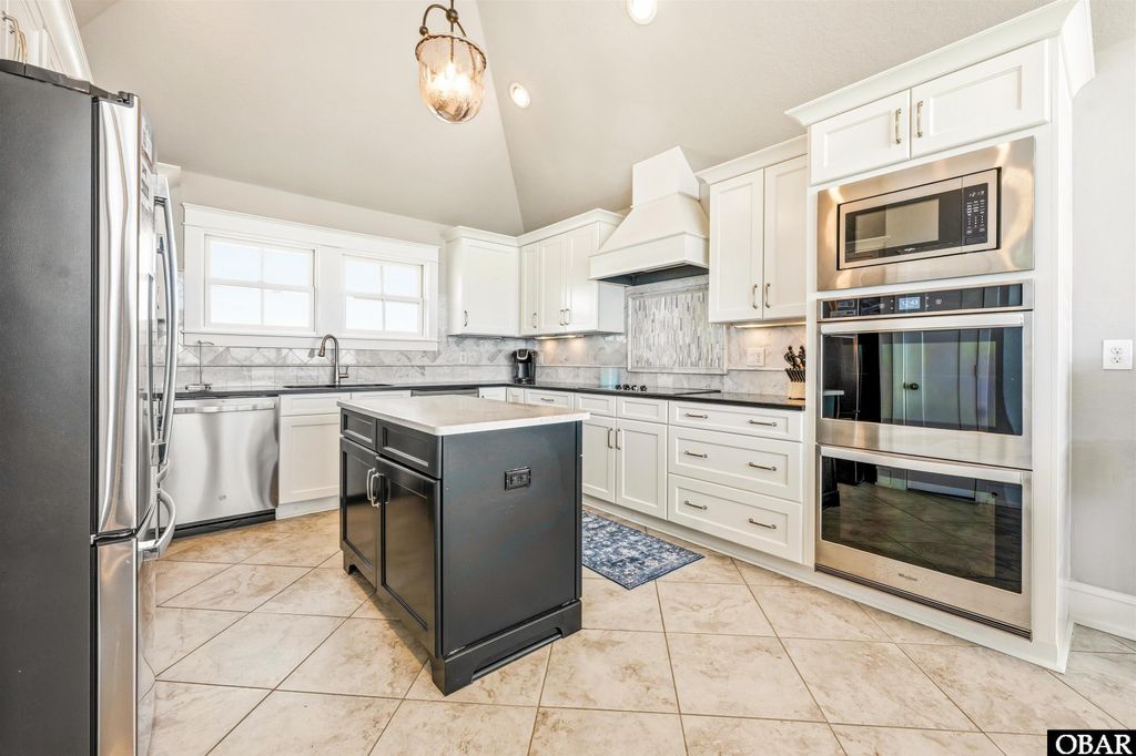 Image 11 of property listing at 907 Lighthouse Drive Lot #9, Corolla, NC 27927