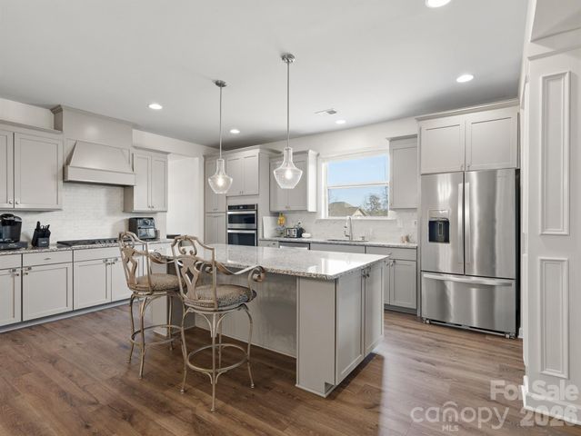 560 Sandbar Point, Clover, SC 29710