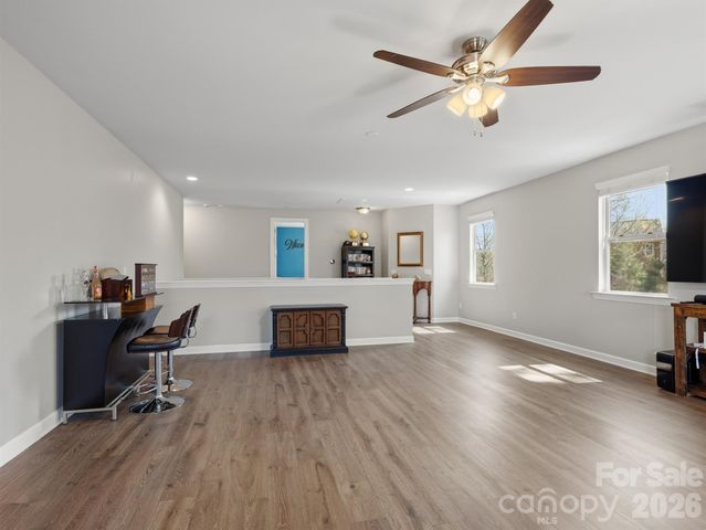 560 Sandbar Point, Clover, SC 29710