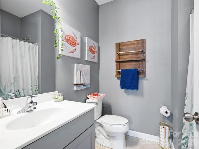 560 Sandbar Point, Clover, SC 29710