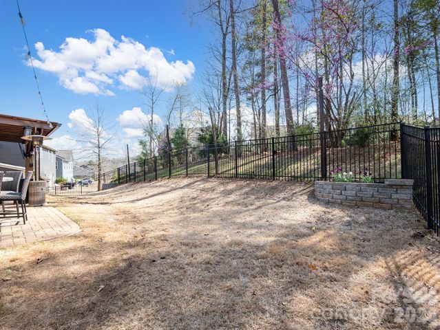 560 Sandbar Point, Clover, SC 29710