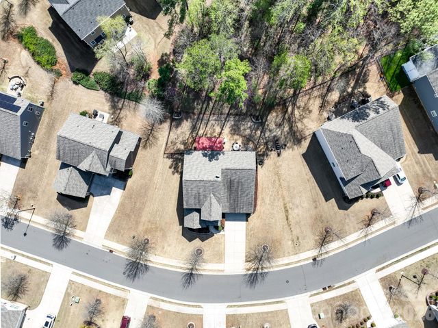 560 Sandbar Point, Clover, SC 29710