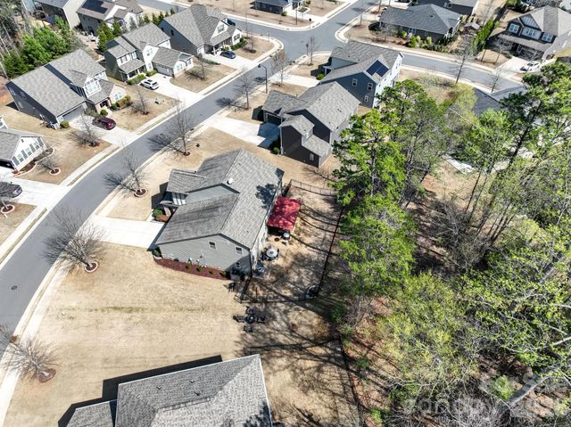 560 Sandbar Point, Clover, SC 29710