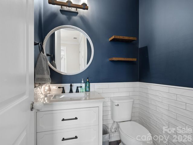 560 Sandbar Point, Clover, SC 29710