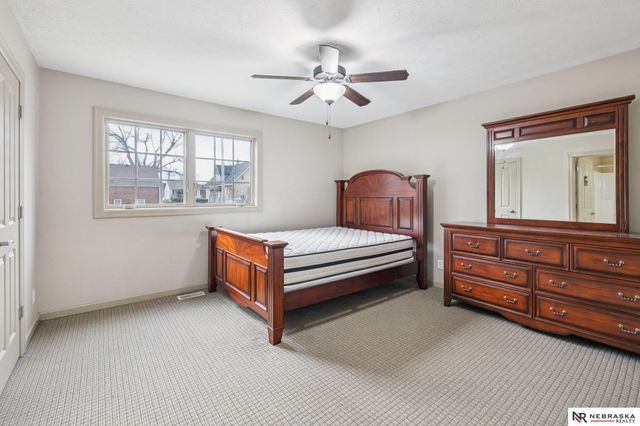 4209 Lake Street, Omaha, NE 68111