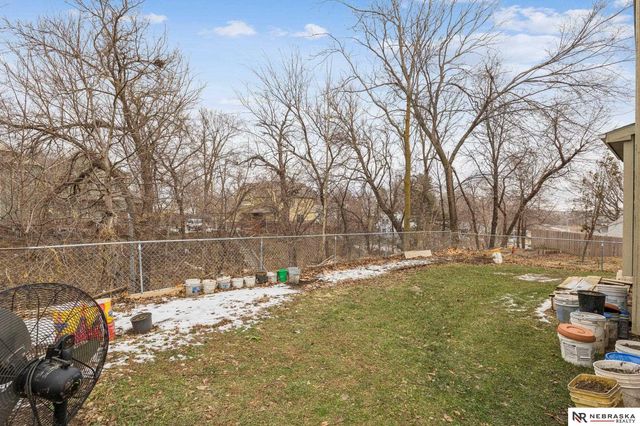 4209 Lake Street, Omaha, NE 68111