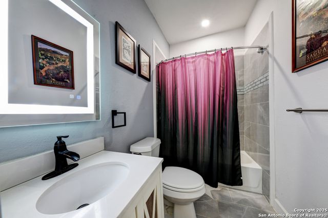 435 Belmont, San Antonio, TX 78202