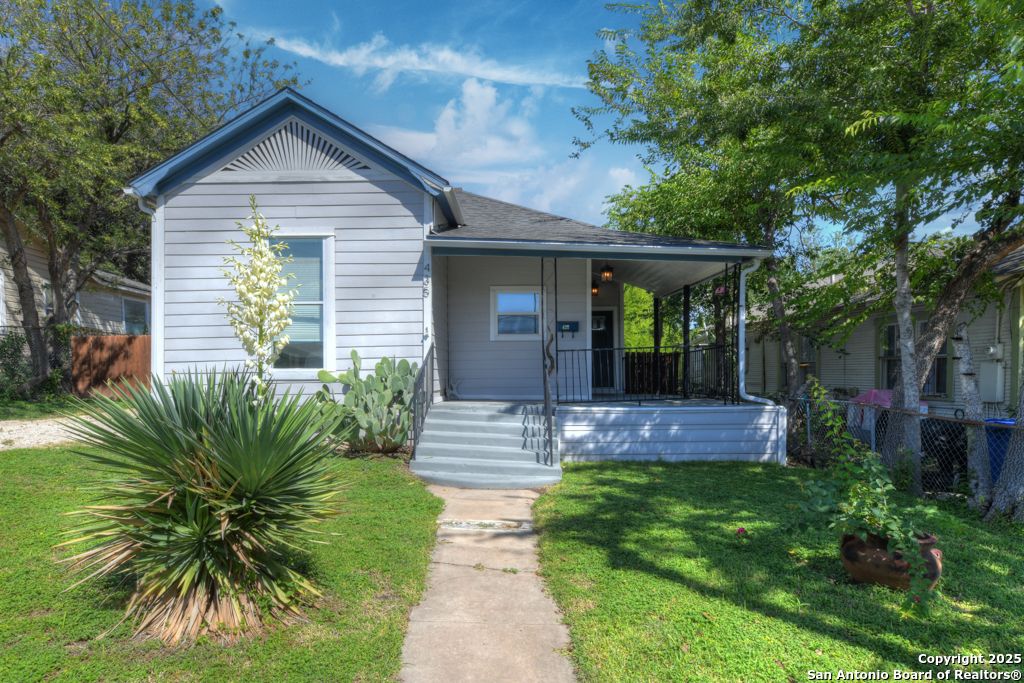 435 Belmont, San Antonio, TX 78202