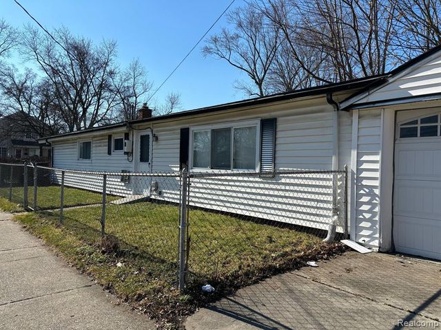 1333 E George Avenue, Hazel Park, MI 48030