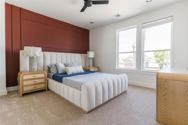 2428 Ella Boulevard, Houston, TX 77008