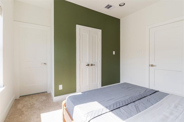 2428 Ella Boulevard, Houston, TX 77008