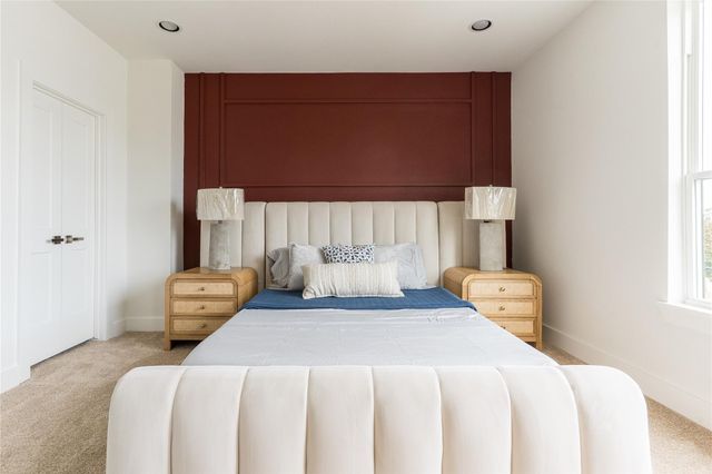 2428 Ella Boulevard, Houston, TX 77008