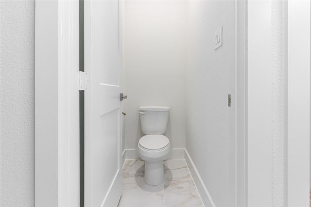 2428 Ella Boulevard, Houston, TX 77008